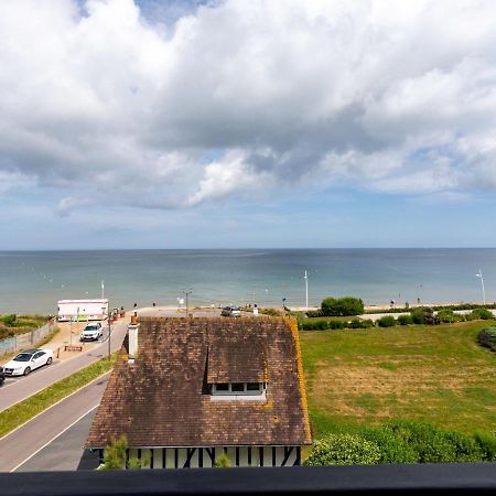 Apartment La Bizontine Cabourg Esterno foto