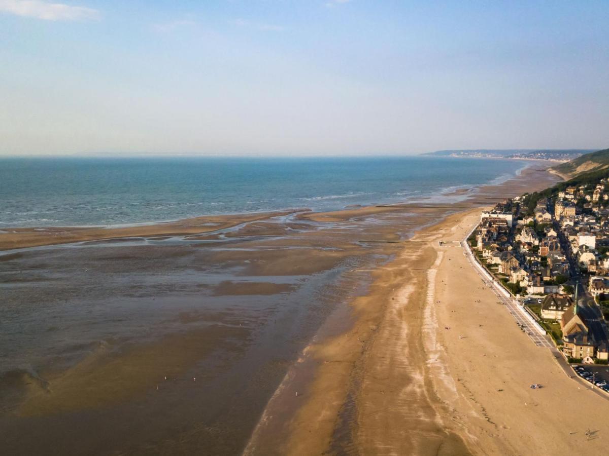 Apartment La Bizontine Cabourg Esterno foto