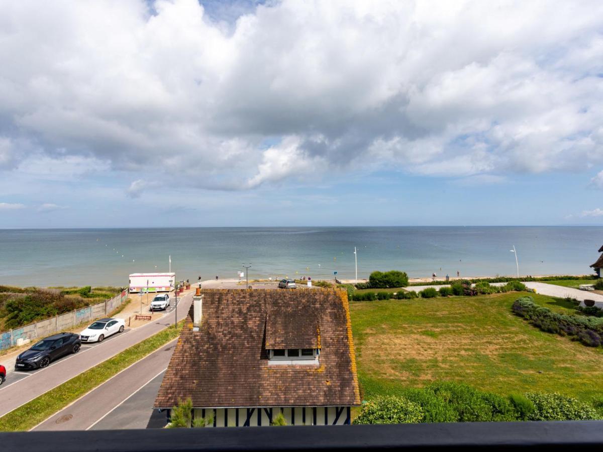 Apartment La Bizontine Cabourg Esterno foto
